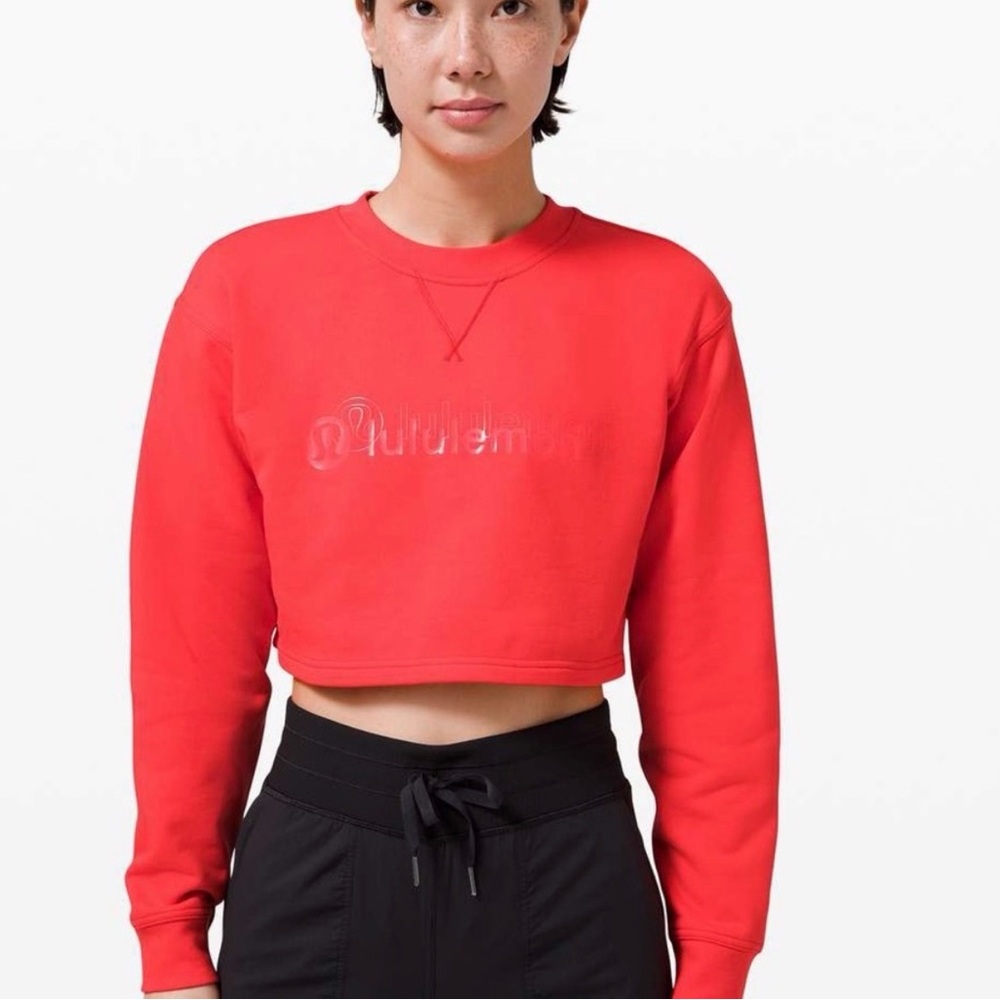 *Flawed Rare Lululemon All Yours Cropped Crewneck Lunar New Year
